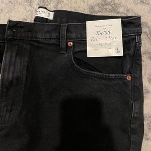 Abercrombie 90’s high rise relaxed Jeans